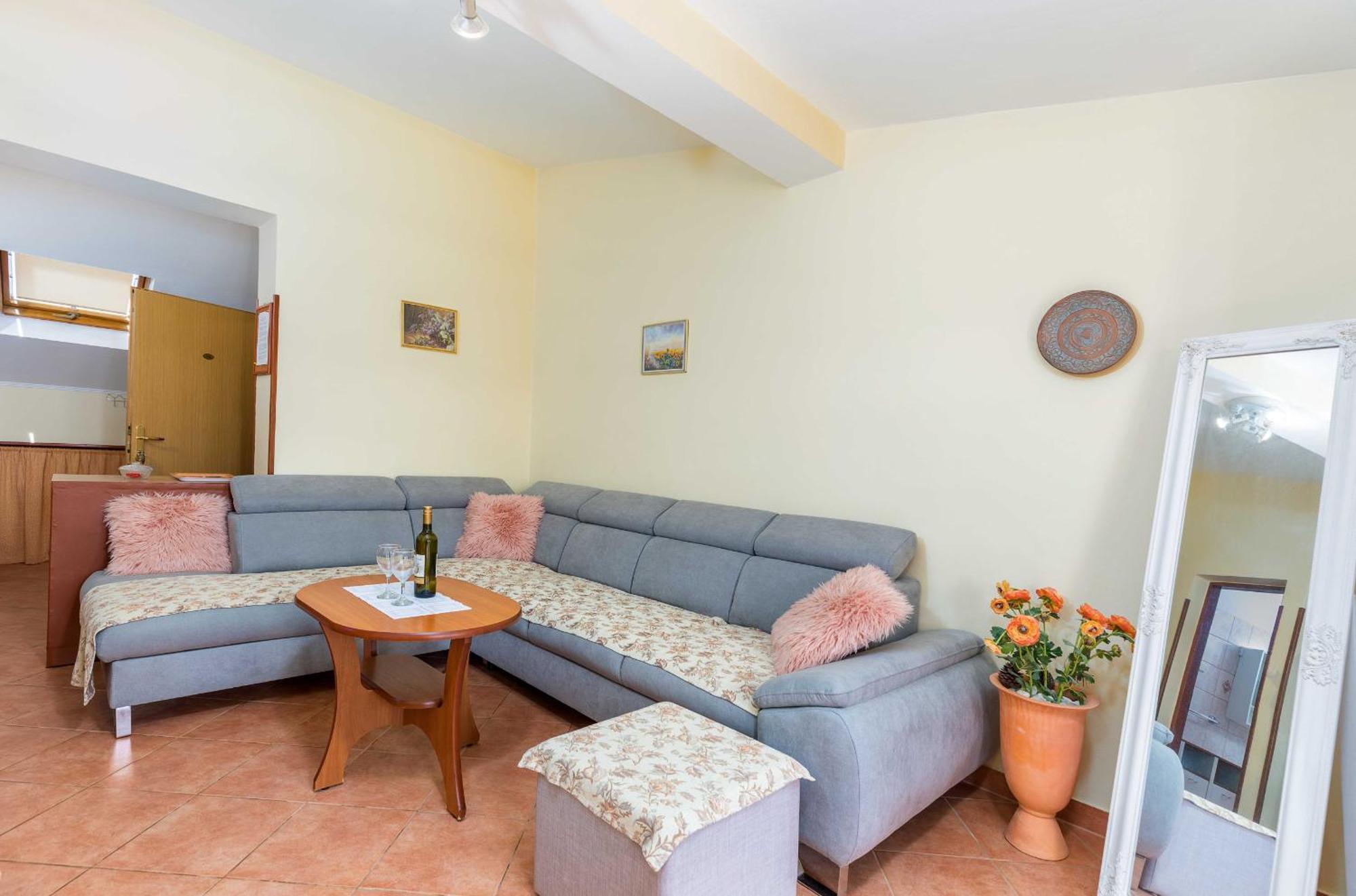 Villa Nada In Fazana - Near The Beach Kültér fotó