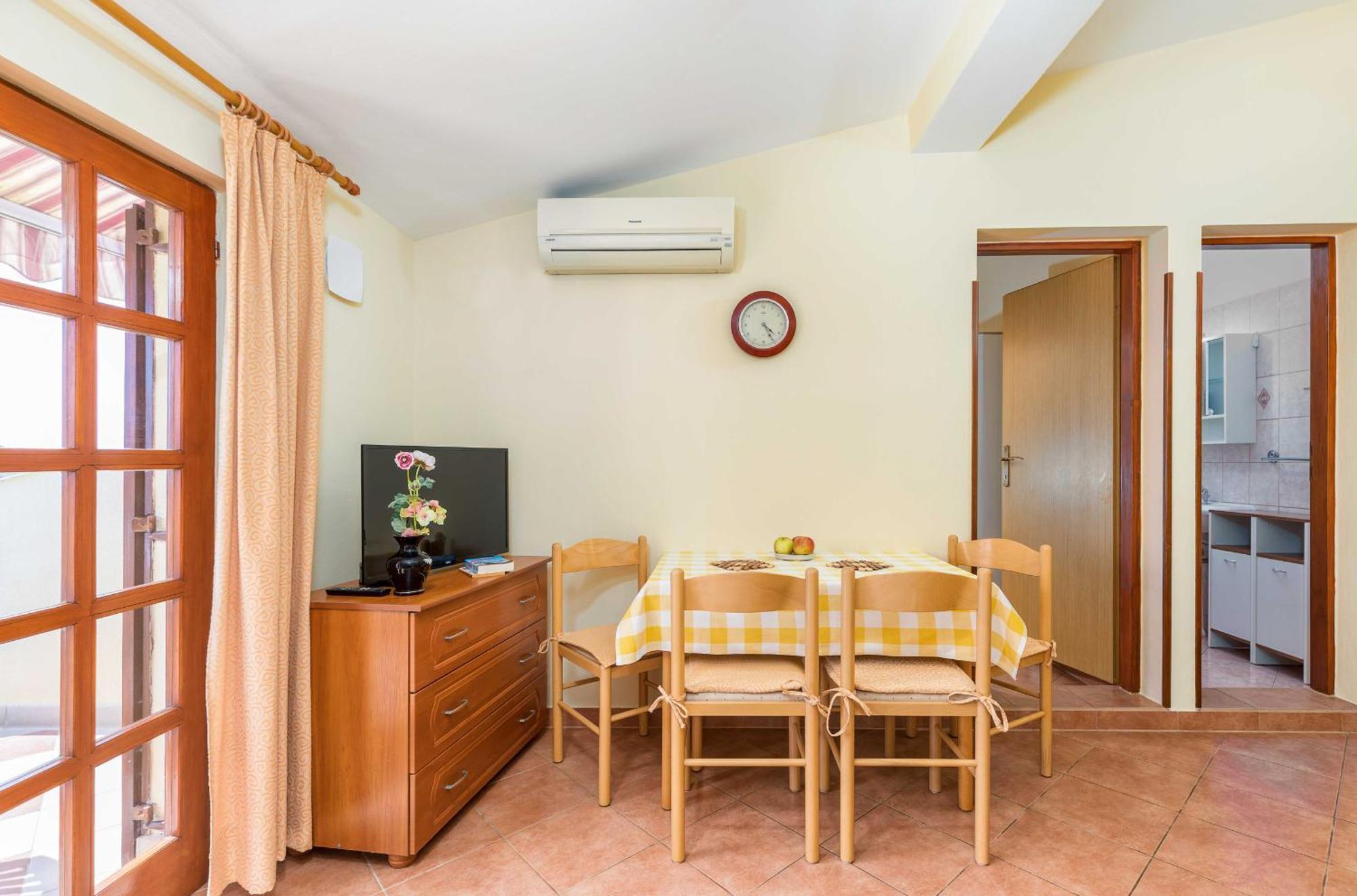 Villa Nada In Fazana - Near The Beach Kültér fotó